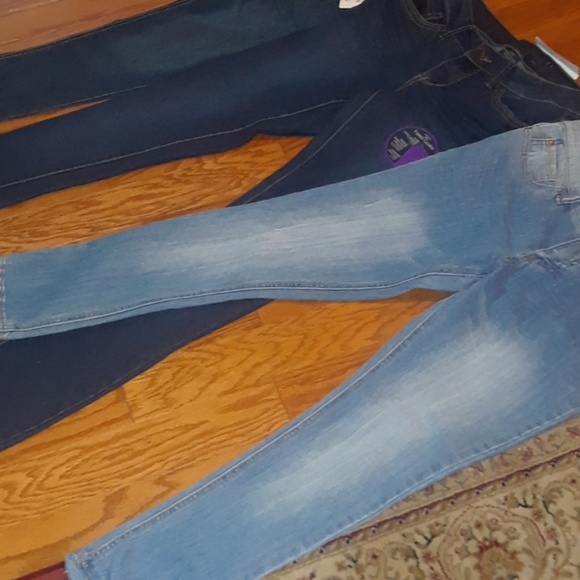 Jeans - Picture 6 of 7